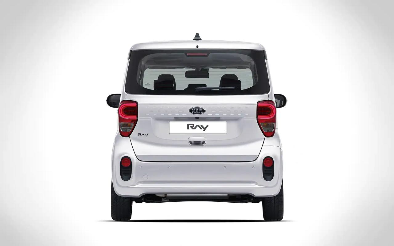 韩国小型车超大空间起亚ray