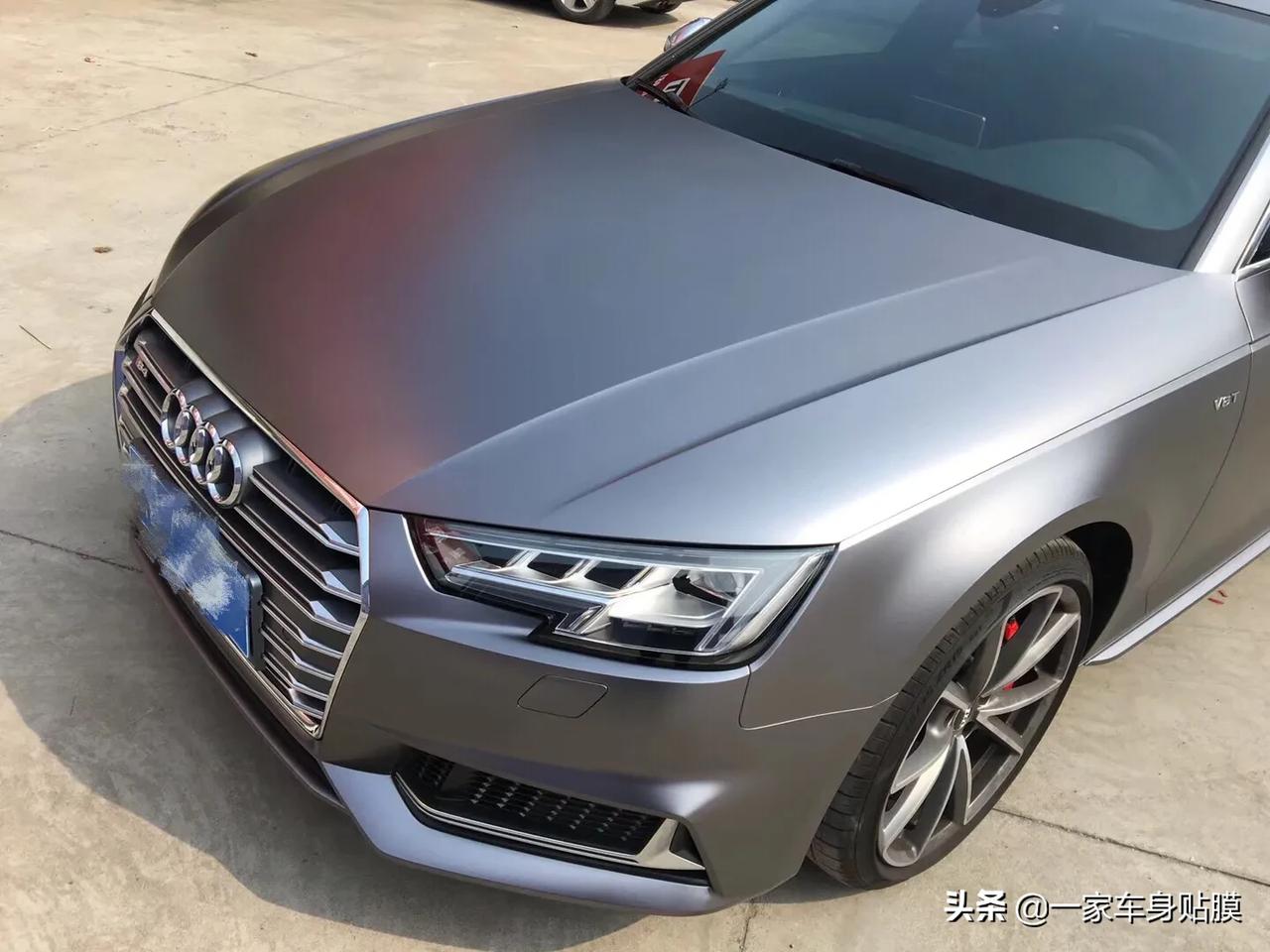 奥迪s4全车电光金属灰完工原厂漆审美疲劳了就换一个颜色又美观又保护