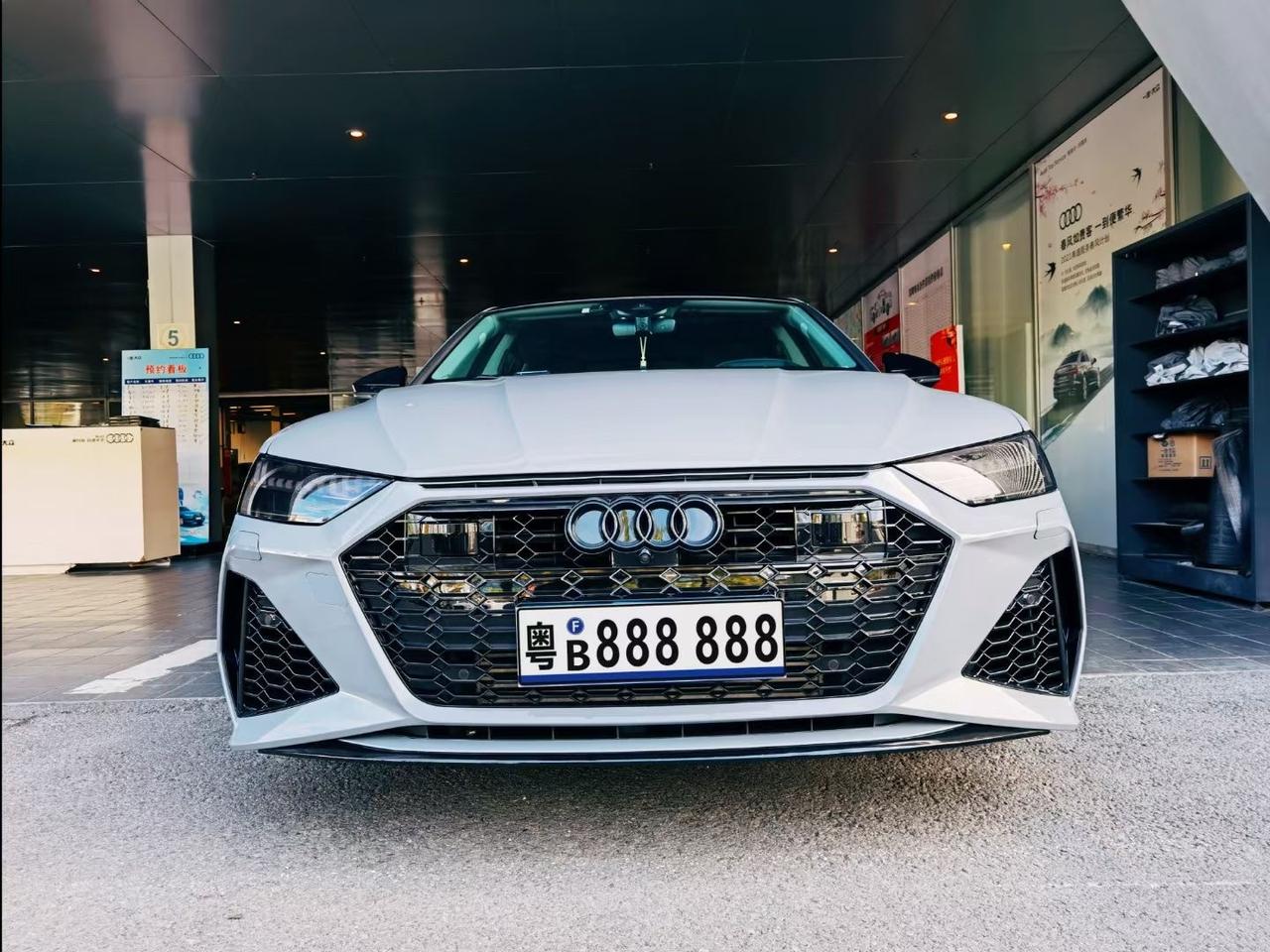 最新车牌样式申报图曝光后!很多车友也"模拟"了新车牌挂上后的