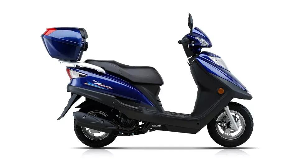 各位网友大家好这期给大家分享一下豪爵鹰钻125t这一款小踏板目前这款