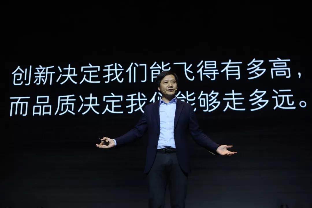 "PPT做得好的工作能力不一定行，但是连最基本展示自己的PPT都做不好的人