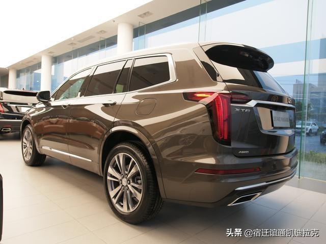 凯迪拉克xt66座尊享平等格局尊重每一位乘员所需7座尽享多变空间从容