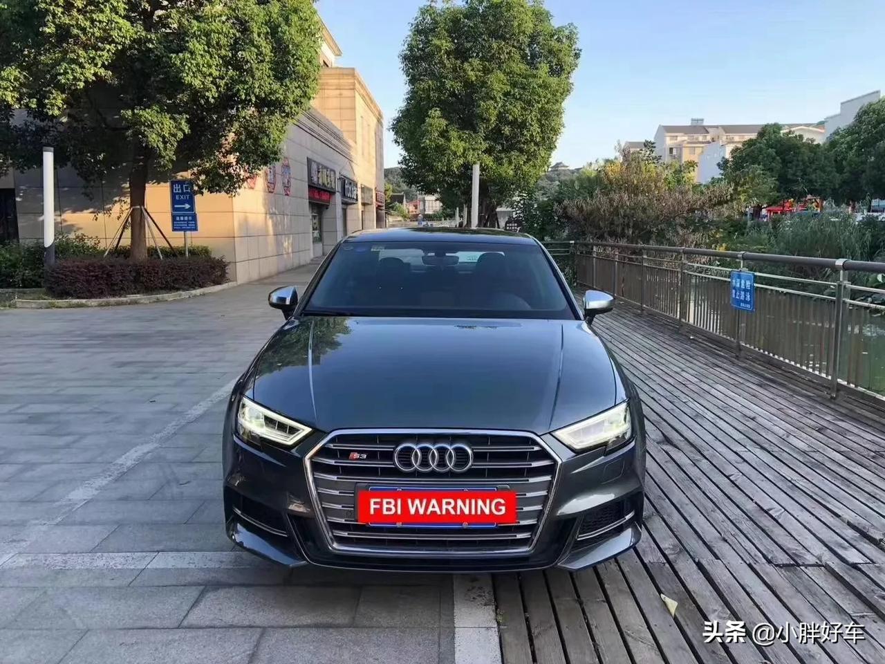 18年天空灰s31万多公里全车原版纯素车全时四驱