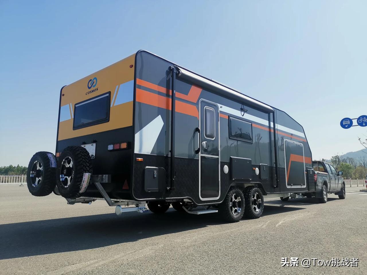 国产大型拖挂房车,可以上牌上路行驶,有了解的吗__懂车帝