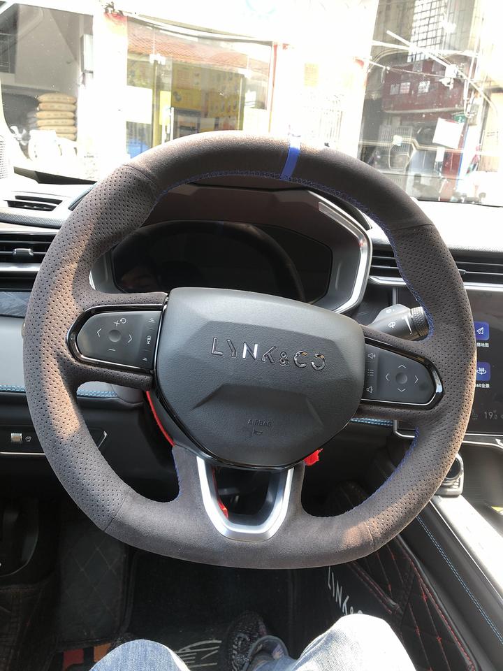 领克05手缝方向盘套,自己缝太难了,还好成品还算满意,动手能