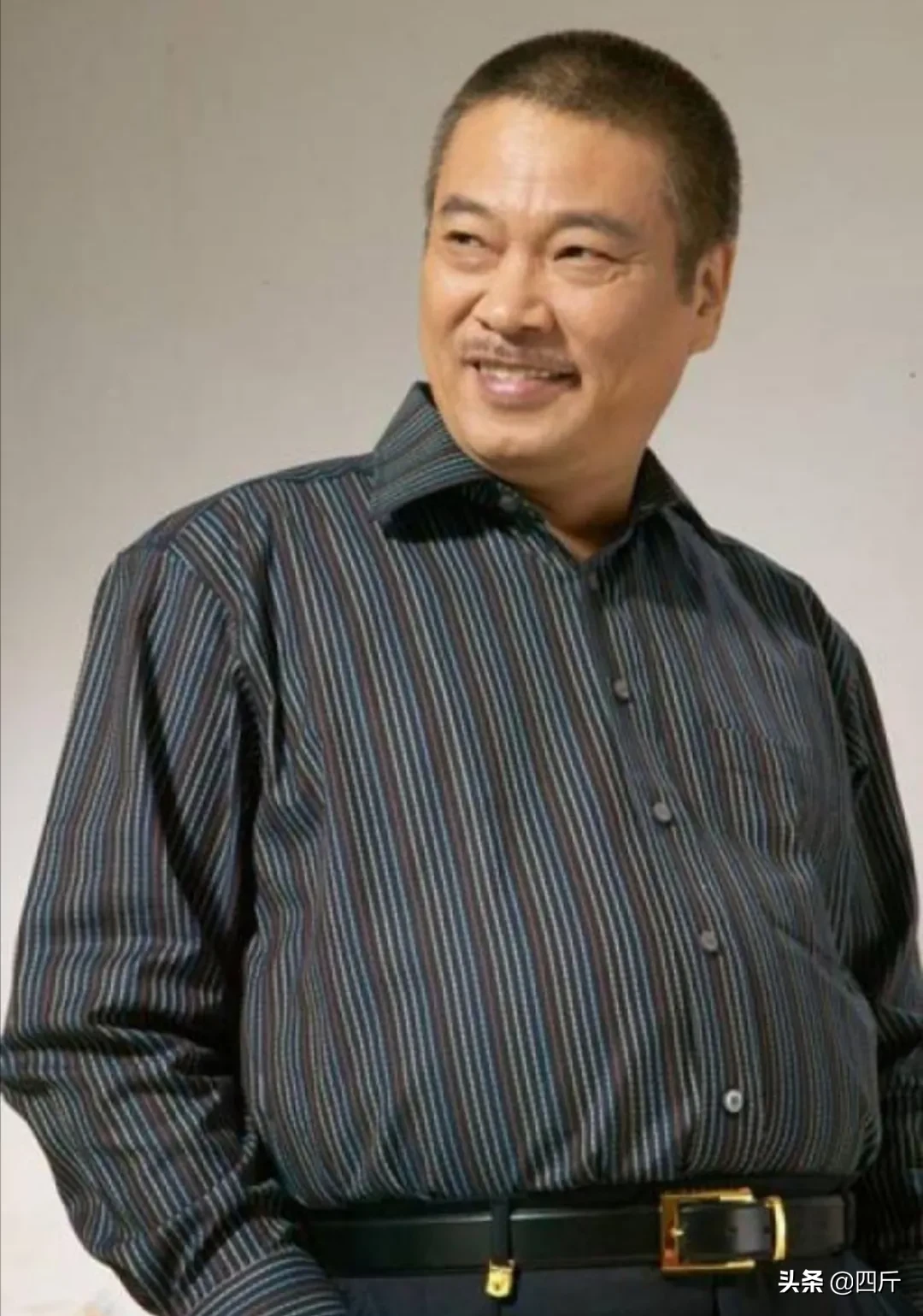 祈祷|黄子韬发文为吴孟达祈祷娱乐圈终于有点人情味儿了