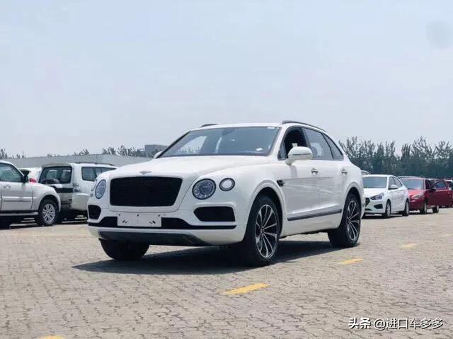 20款宾利4.0汽油添越 白/板球红 舒适包 氛围 naim