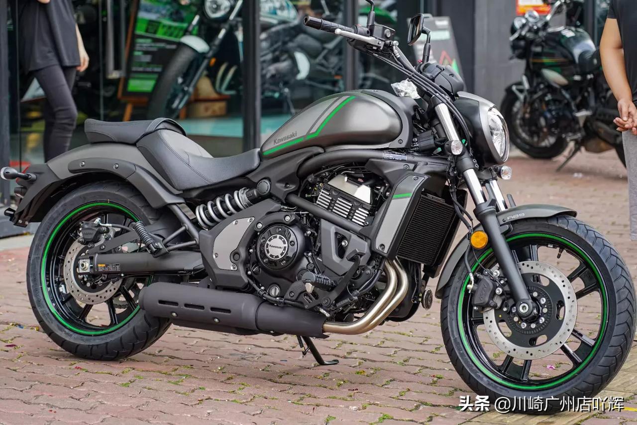 小火神2022款哑光灰排量649cc座高705mm车身79800广东可手付提