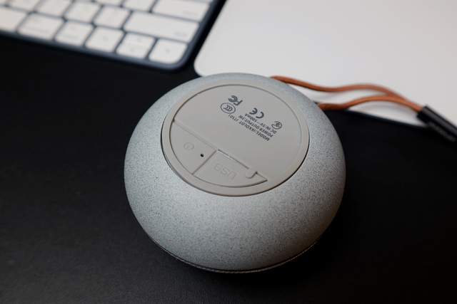 百元音箱小巧惊艳，iKKOLOT ITS01蓝牙音响评测