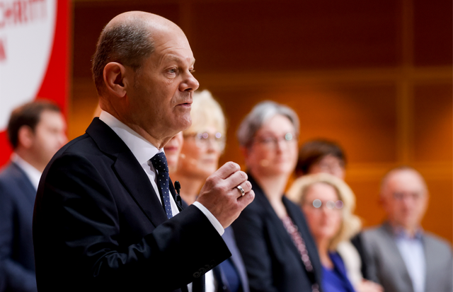 晚报|中方谈俄美元首峰会 朔尔茨正式当选德国总理