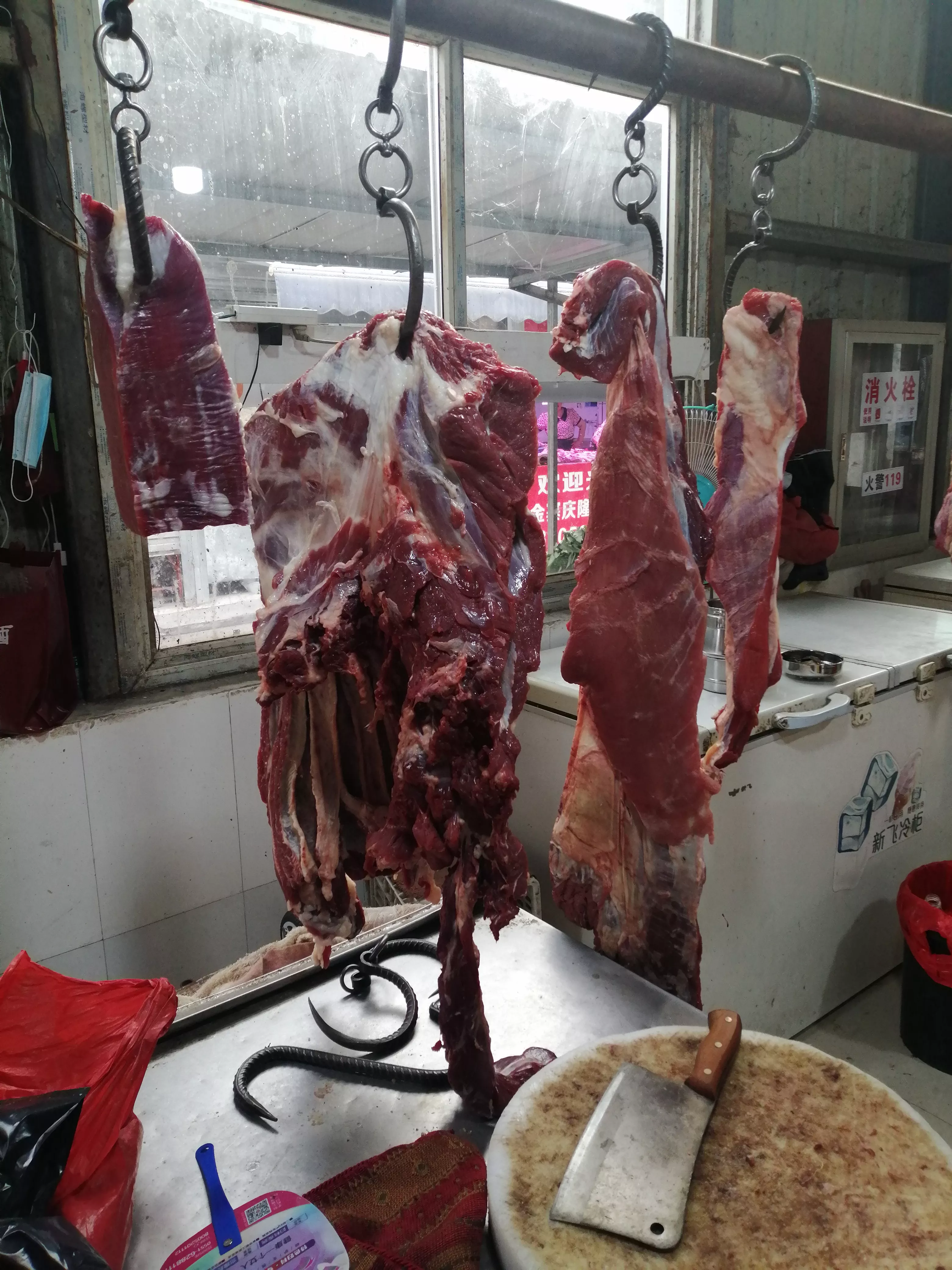 卖生牛羊肉赚不赚钱 卖牛羊肉的真实利润