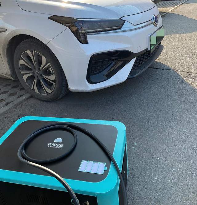 身边的“商机”抓不住，大趋势背后的“路数”读不全，向上游还是往下走？