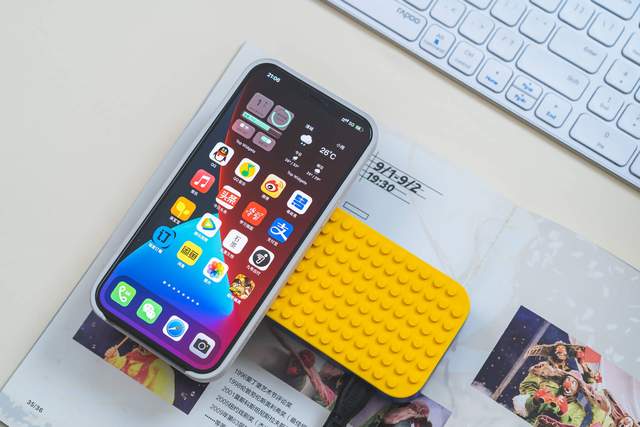 桌面充电器还能这样玩？IDMIX P65 PRO上手，积木模块好评