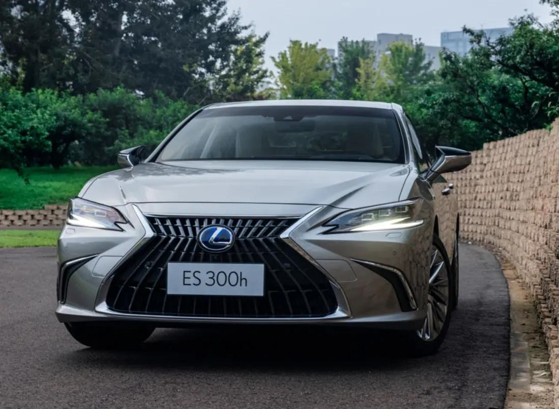 雷克萨斯es300h