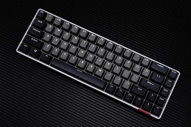 看着舒服，用着得劲，TT无线键鼠打造极简桌面好物