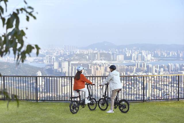 三种骑行模式，60km长续航，骑记助力电动车C2与你相约新年