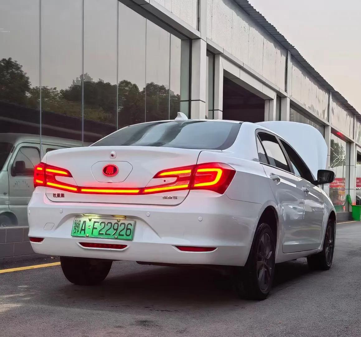 18年比亚迪秦80,1.5t油电混合,网约车,单限60万公里