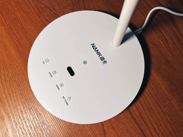 南卡L1护眼台灯，孩子学习小帮手