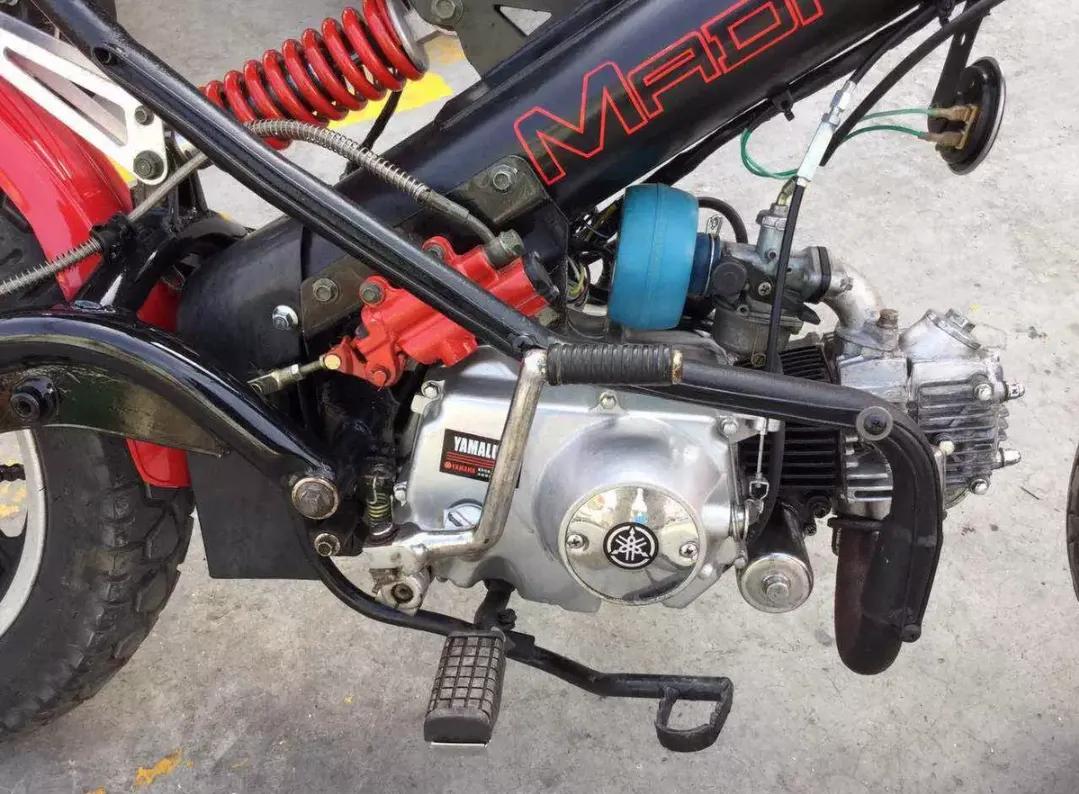 这个飞鹰刀郎125看着蛮好看的