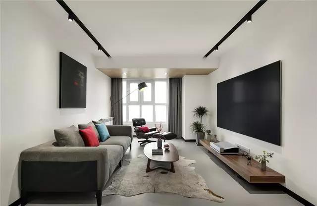 20平复式楼，简约式的装修，给人舒适的居家之感"