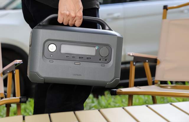 户外电源新选择，绿联星辰户外电源GS600，一站式解决户外用电难