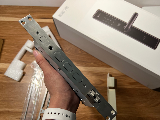 几百块的黑科技指纹锁，小K士727智能门锁性价比之王，方便又省心