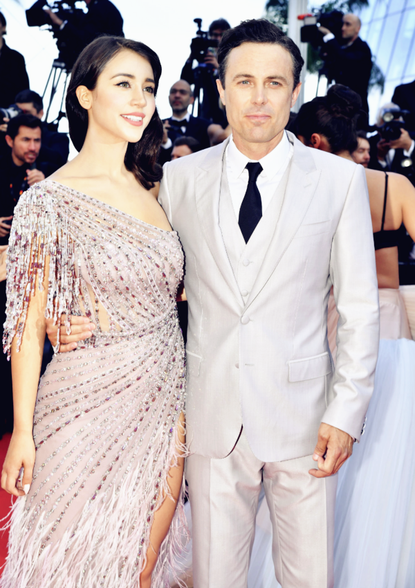 今天我们就走进《日落天堂》女主角凯丽64考恩(caylee cowan).