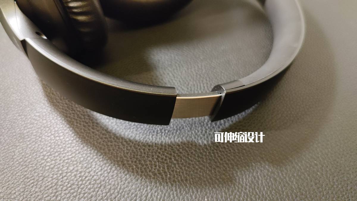ANC主动降噪头戴耳机，可以完美阻隔外界噪音