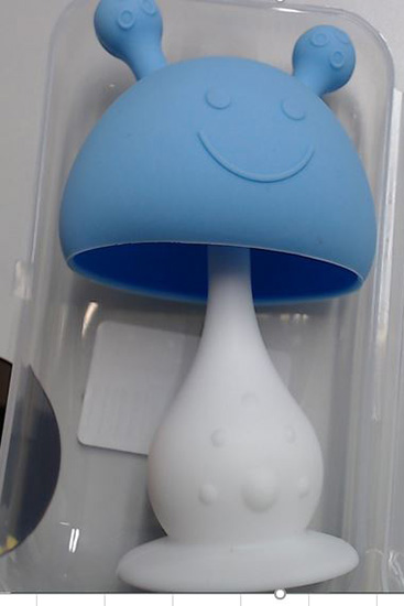 mushroom toothpaste toy produced by Chinese