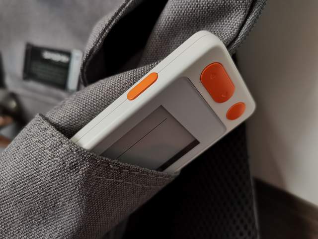 个小屏大还能说：好学多单词宝体验