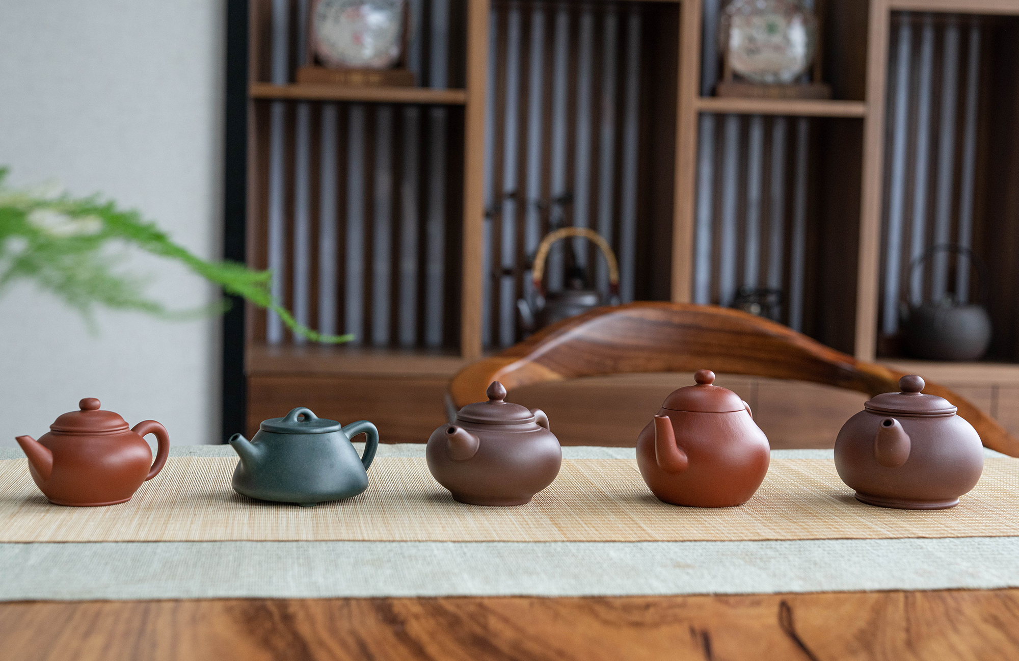 小喜年-茶壶分类有哪些？这些壶你都知道怎么拿吗？