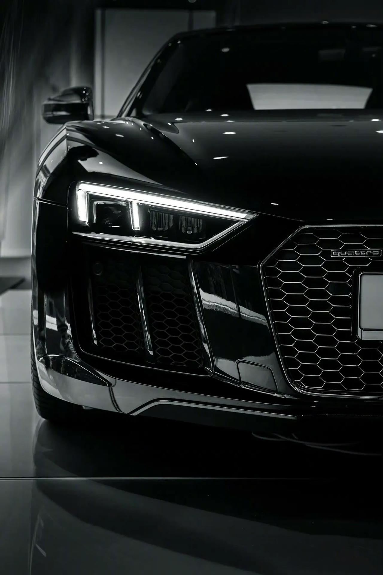 奥迪r8v10发动机黑外黑内幽灵般的存在