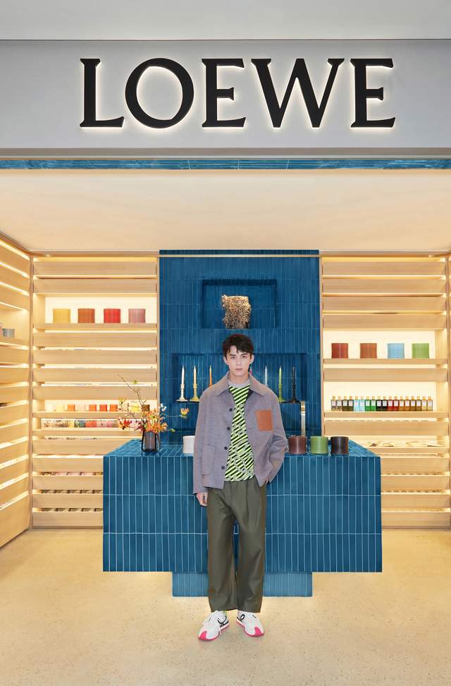 LOEWEȫ׼ҶƷ꿪ҵӭλƷƴʹ