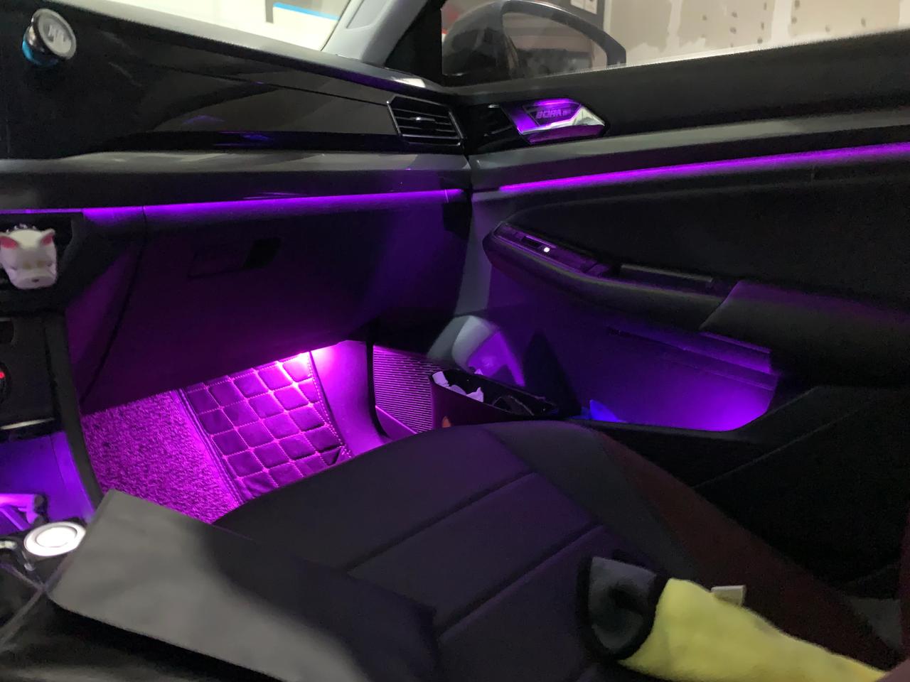 大众车也能多姿多彩全新宝来氛围灯280d主机