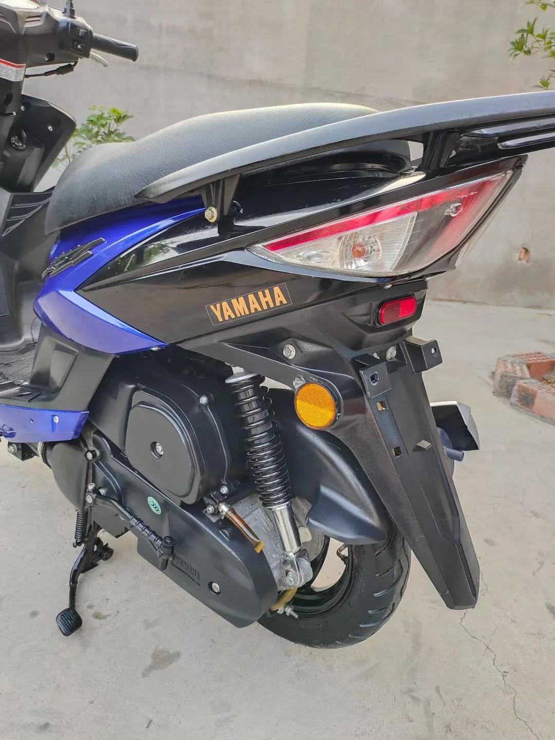 国三雅马哈rs100到货!9成新新到每颗螺丝,准新车