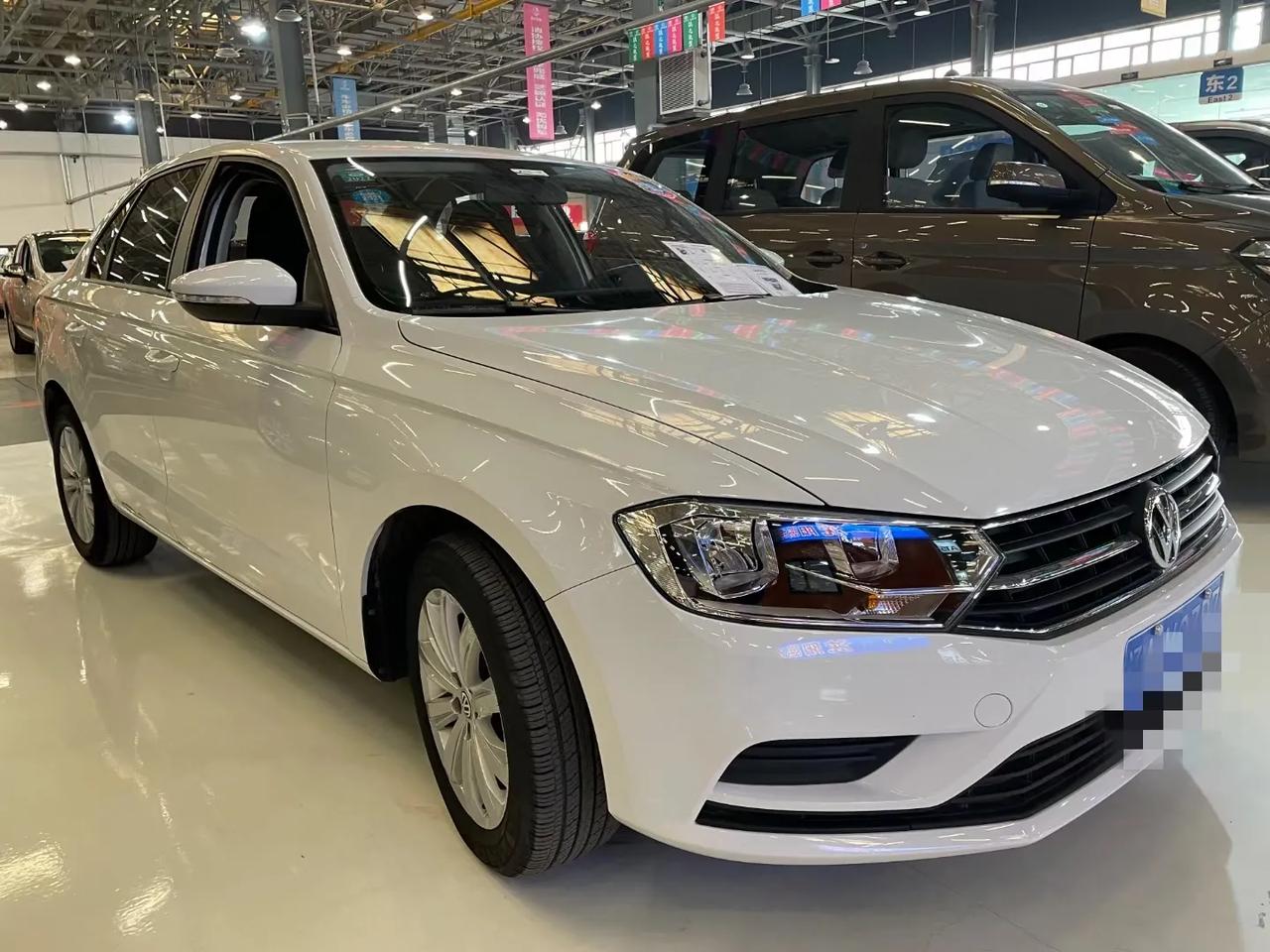 新到2020年大众宝来自动挡15排量车况精品行驶两万公里全程记录假如想