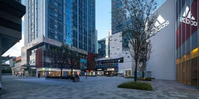 街区如何与盒子商业结合？看4个万象天地的打造思路_城市综合体_商业地产_中国商业地产策划网