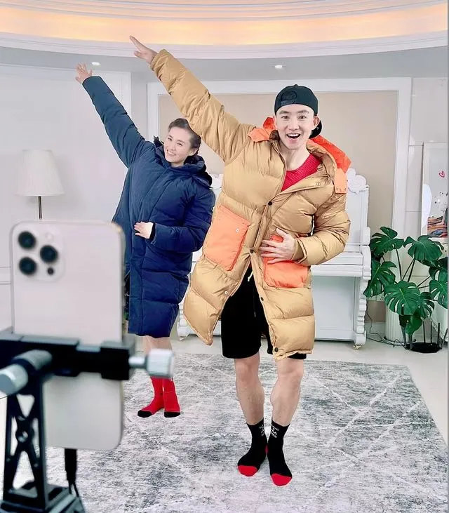 “刘畊宏男孩”跳操跳进医院