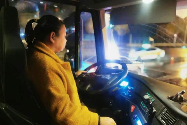 道路运输从业资格证继续教育还去刷学时？用手机就能学！