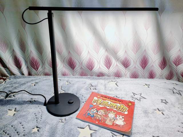 颜值担当，功能强大，米家台灯1S耀夜黑开箱评测