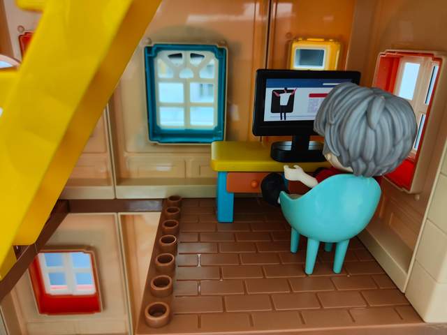 家有小小建筑师，自己在家DIY建造别墅是什么体验？