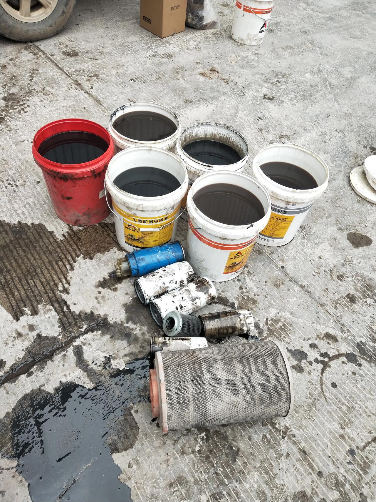 换机油变速箱油,处理变速箱压力报警.谢谢老板支持.