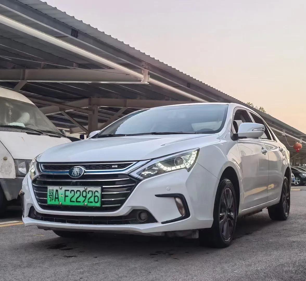 18年比亚迪秦80,1.5t油电混合,网约车,单限60万公里