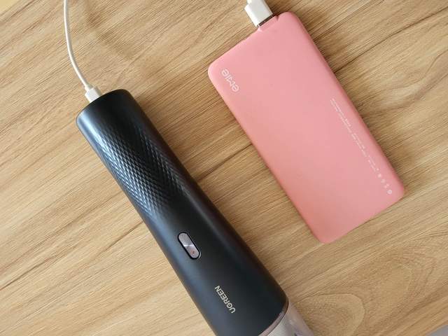 爱车一族的车内清洁神器分享——绿联车载吸尘器