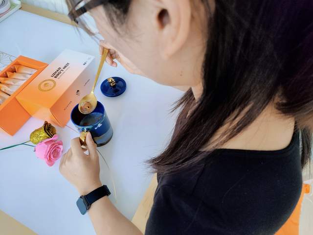 滋补养生，当选厘盏冻干银耳即食燕窝