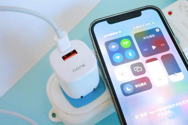 苹果取消充电头怎么办，最实惠的苹果充电头平替方案