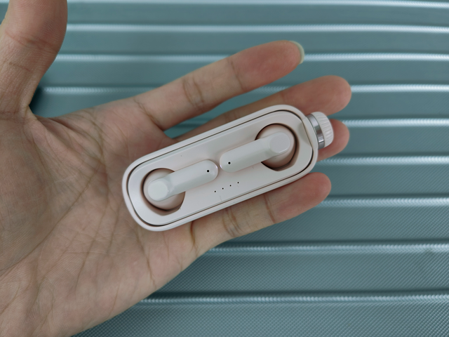 南卡小音舱——拥有超高的颜值以及小巧玲珑的外观！