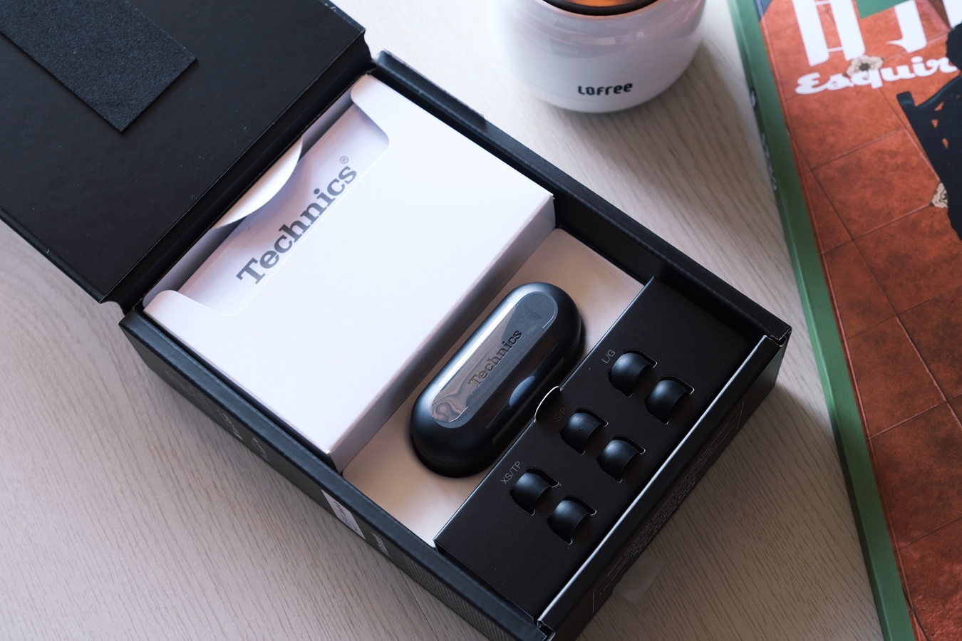 Technics EAH-AZ40:凭实力发声,高端真无线蓝牙耳机的新选择