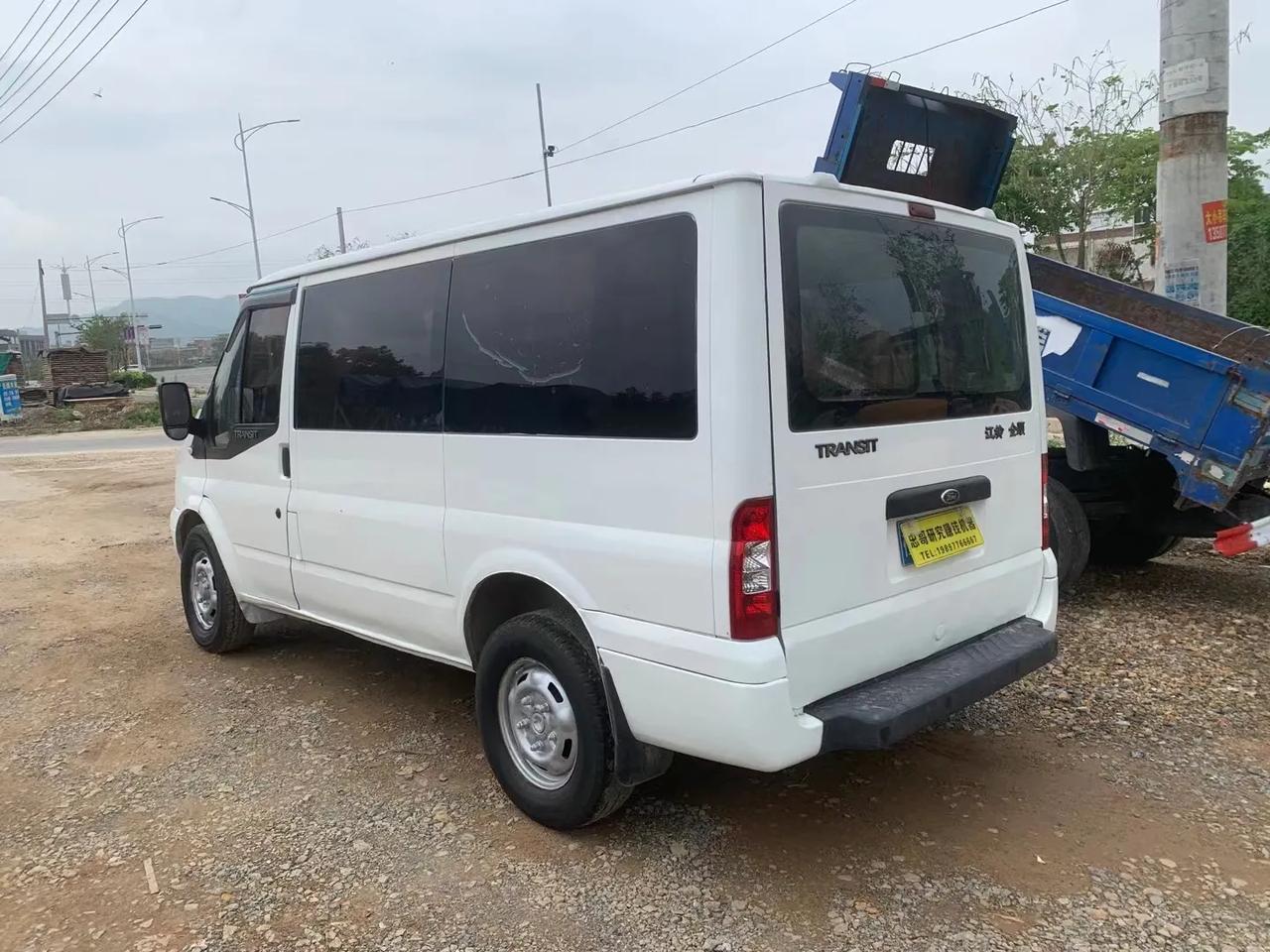 福特:新世代全顺10款,路虎2.4柴油动力,关键没有报废期