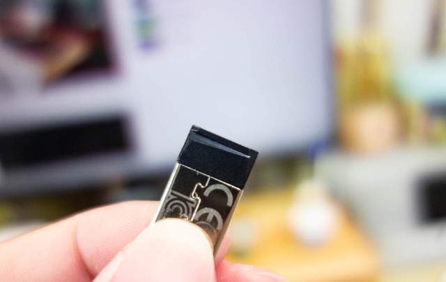 ROG影刃2无线鼠标，经典铸就好手感